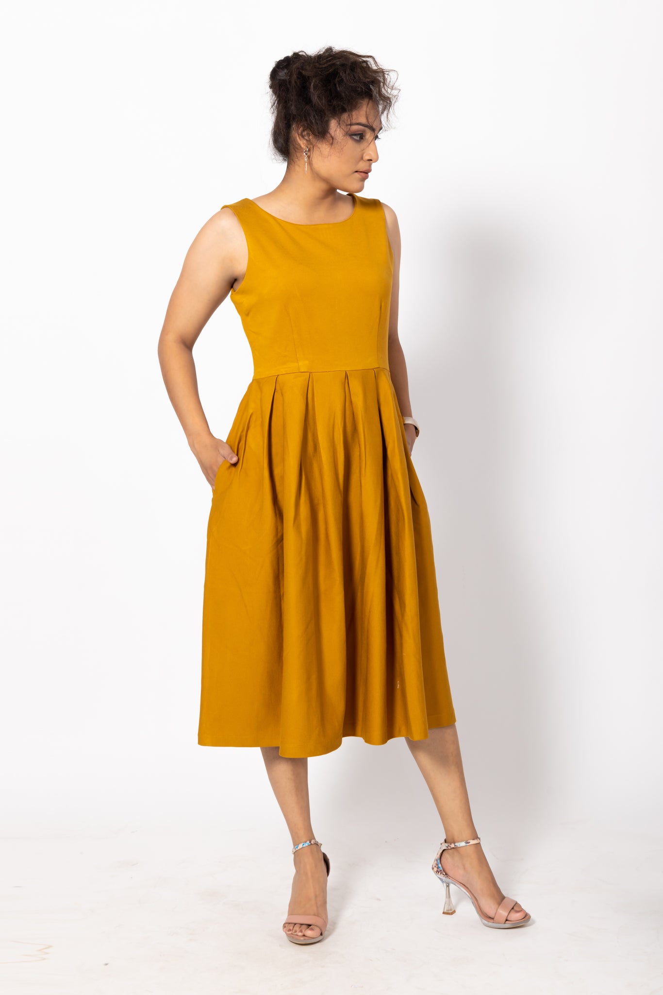 Mustard Pleated Sleeveless Dress with A Boat Neck