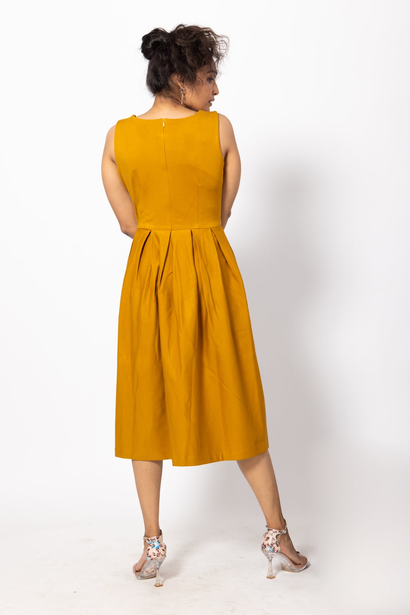 Mustard Pleated Sleeveless Dress with A Boat Neck