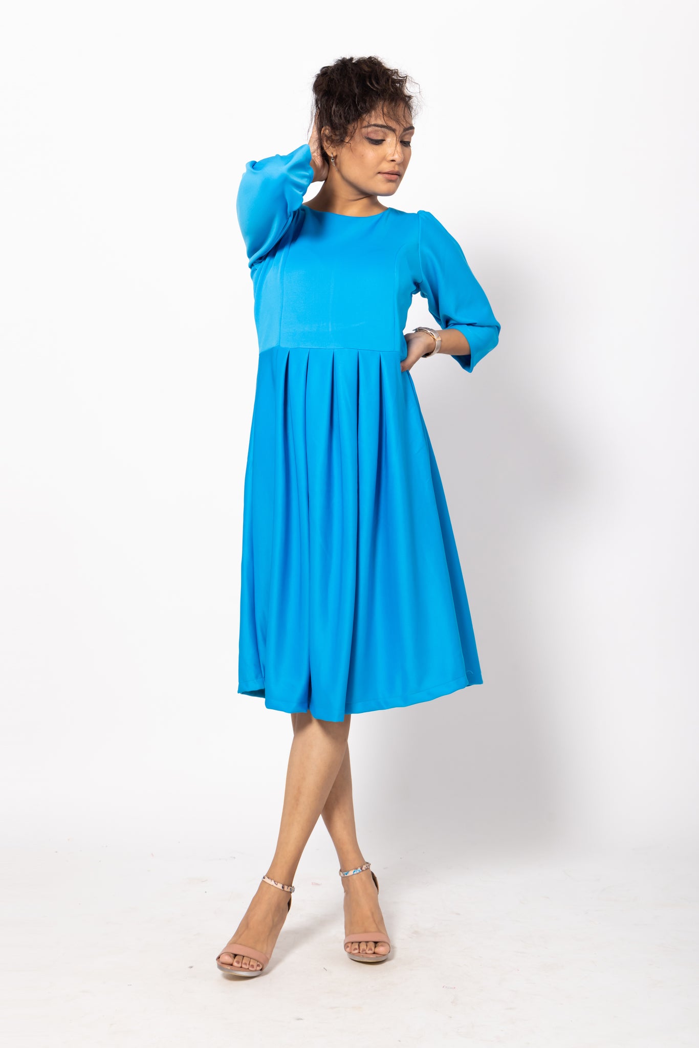 Bright Sky Blue Block Pleated Dress with Puffed Sleeves