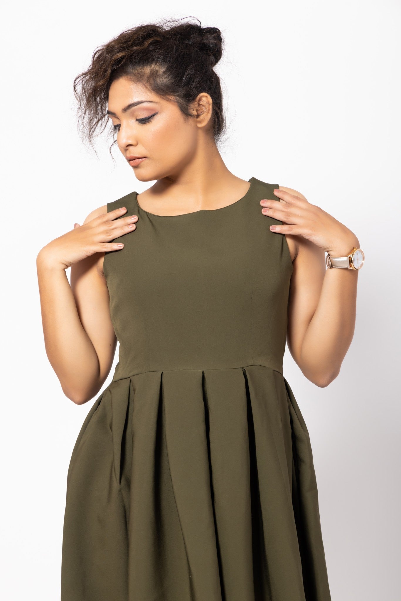 Box Pleated Green Sleeveless Dress